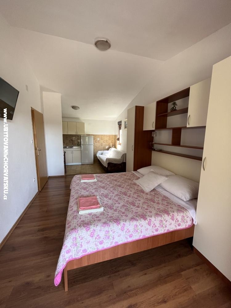 Apartments Sekana - Starigrad Paklenica Croatia