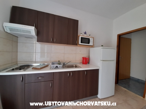 Apartmanok Tomic - Starigrad Paklenica Horvátország