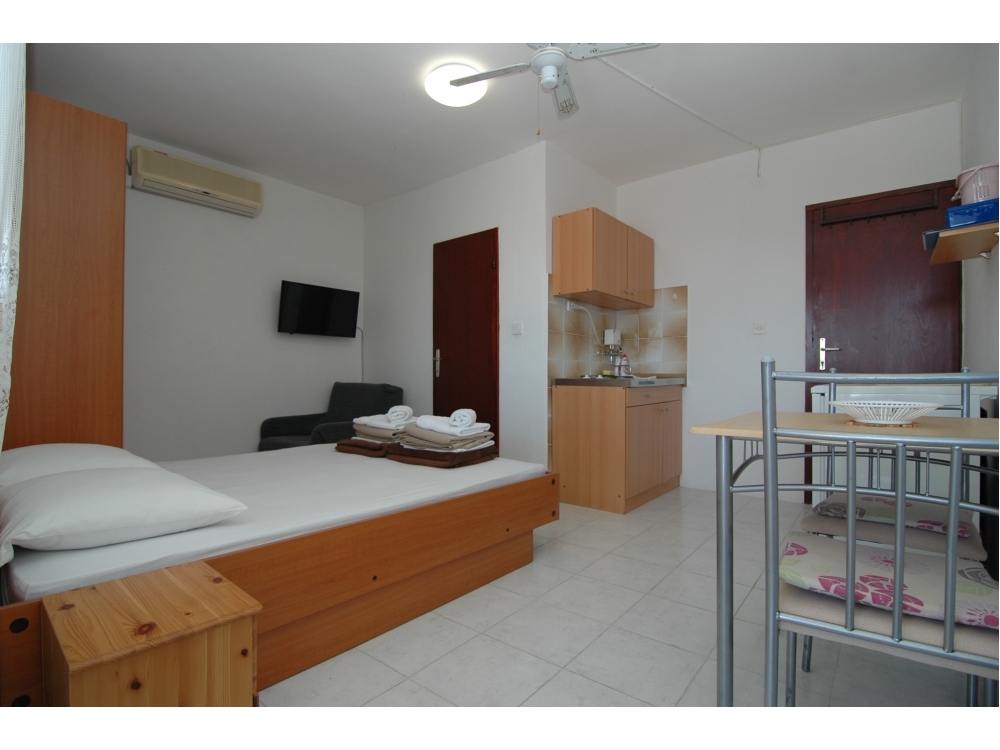 Apartments Ivana - Starigrad Paklenica Croatia