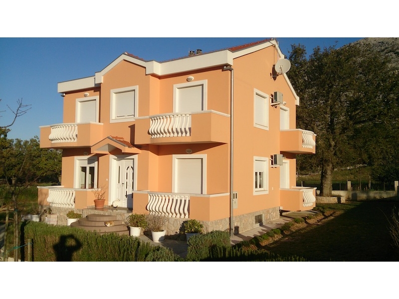 Apartments Mirjana*** - Starigrad Paklenica Croatia