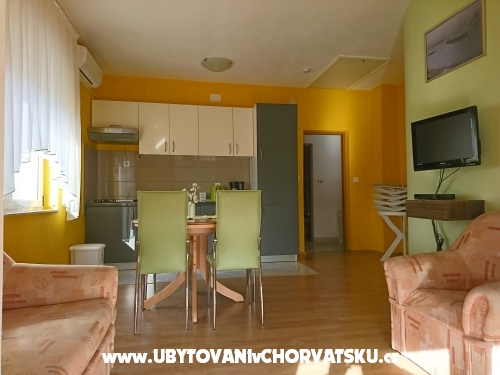 Apartamenty Mirjana*** - Starigrad Paklenica Chorwacja