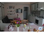 Appartements Mami - Pakotane Kroatien