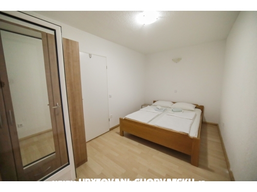 Apartmanok Ivii - Pakotane Horvtorszg