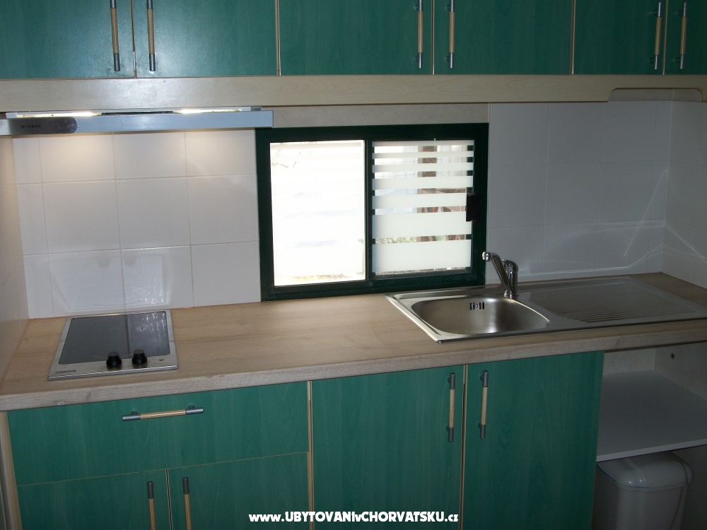Apartmanok Sinjal - Pakotane Horvtorszg