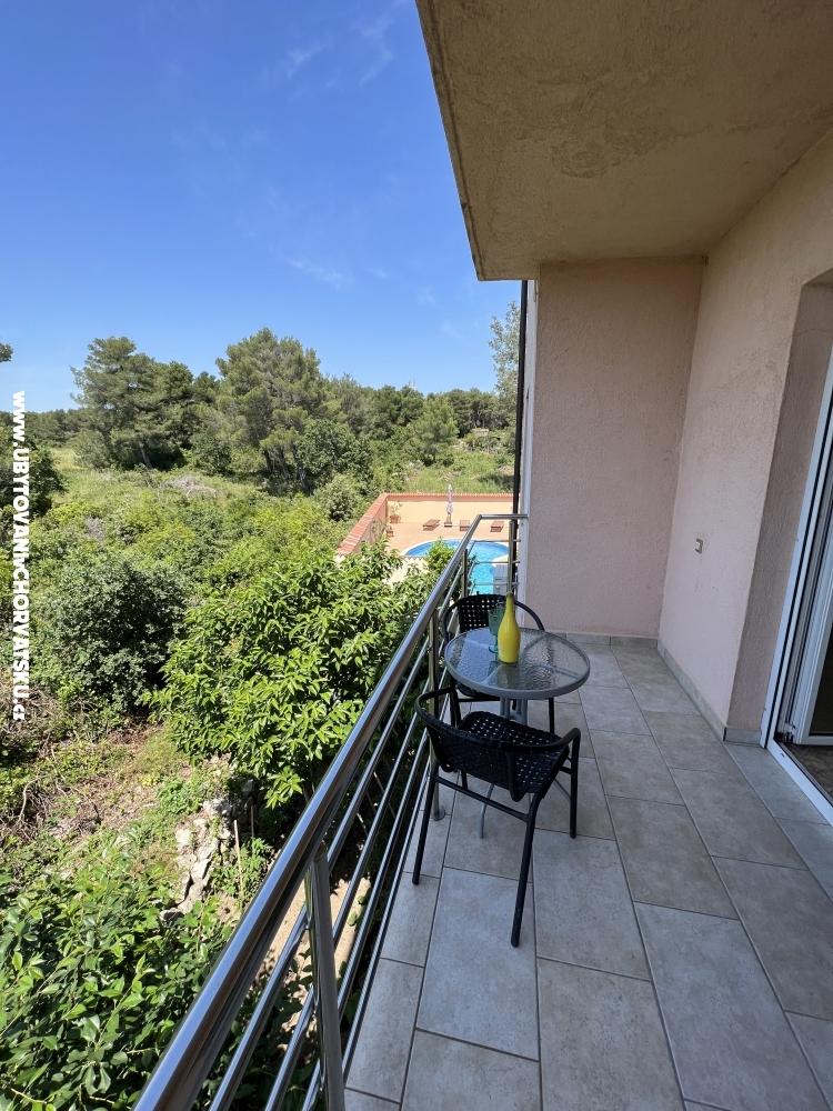 Apartmny s baznom Villa Julia 3 - Pakotane Chorvtsko