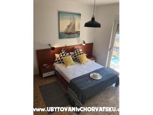 Apartmny s baznom Villa Julia 3 - Pakotane Chorvtsko