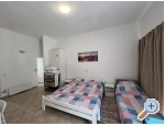 Apartmny s baznem Villa Julia 3 - Pakotane Chorvatsko