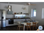 Authentic Dalmatian Family Village - ostrov Paman Chorvatsko