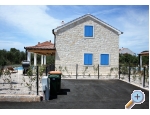 Authentic Dalmatian Family Village - ostrov Paman Chorvatsko
