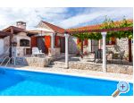 Authentic Dalmatian Family Village - ostrov Paman Chorvatsko