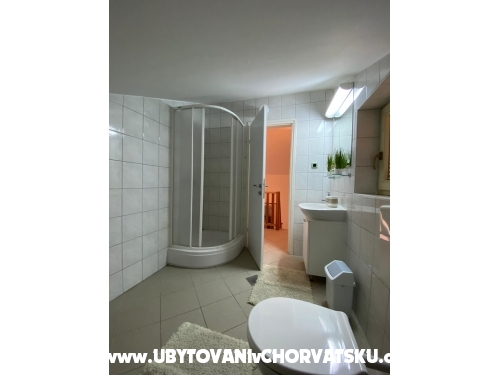 Apartmny Andjela - Petrane Chorvtsko