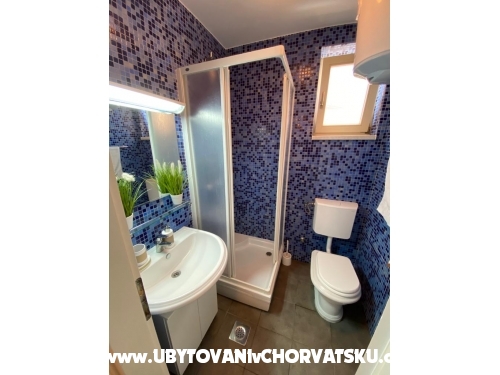 Apartmny Andjela - Petrane Chorvtsko