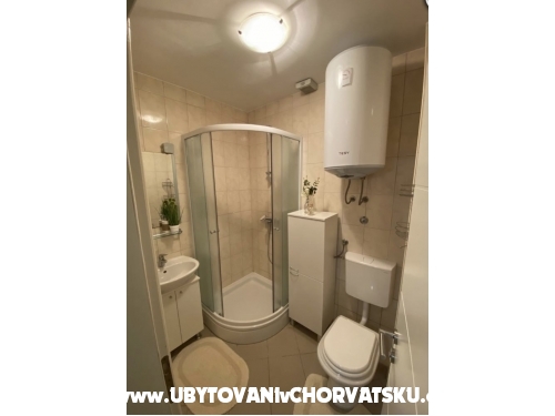 Apartmny Andjela - Petrane Chorvtsko