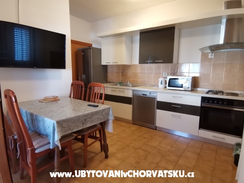 Apartments Ivan - Petrčane Croatia
