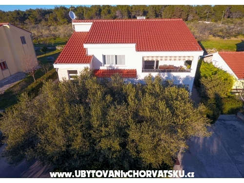 Huis met zwembad - Villa Marijana - Petrčane Kroatië