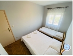 Villa Pirovac - Pirovac Kroatien