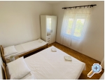 Villa Pirovac - Pirovac Kroatien