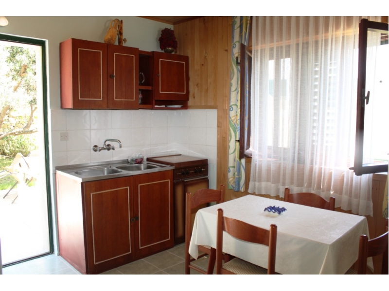 Apartmn Anui - aklje - Podgora Chorvatsko