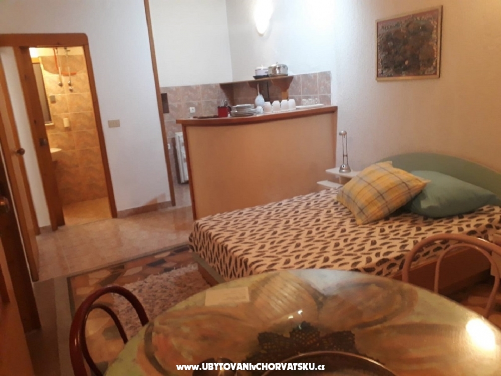 Apartmny Draena-aklje - Podgora Chorvtsko