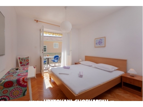 Apartmny Erceg - Podgora Chorvtsko