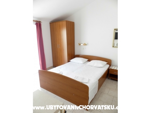 Apartmaji Villa  Jasminka - Podgora Hrvaška