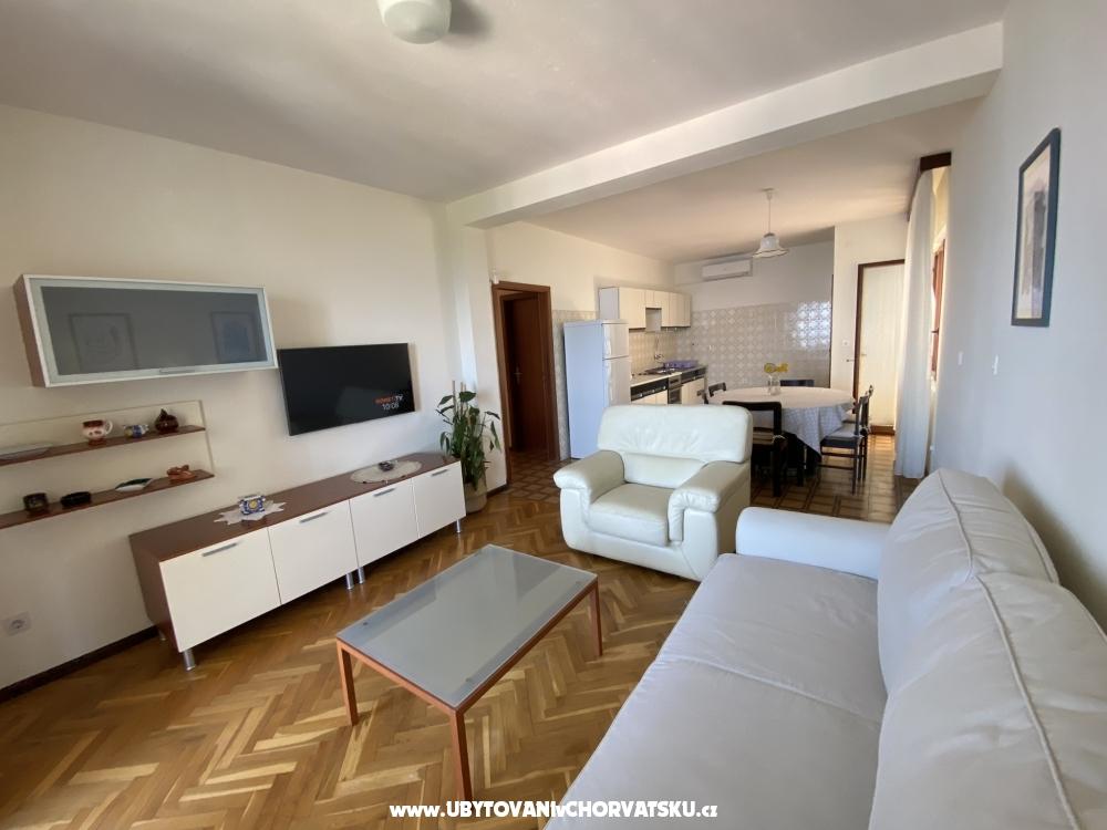 Apartments Sumić - Podgora Croatia