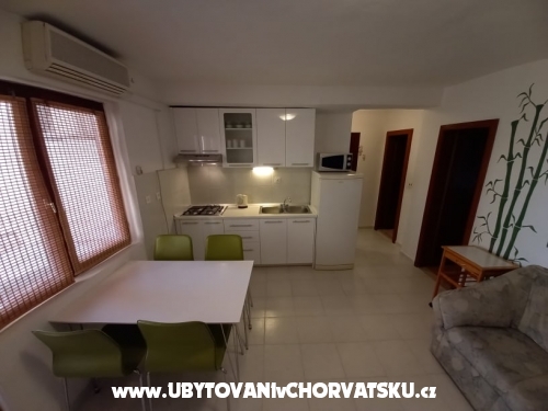 Apartmaji Vela - Podgora Hrvaška