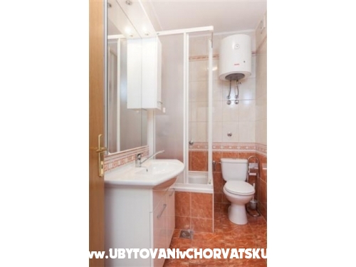 Apartmny Villa Spomenka - Podgora Chorvtsko