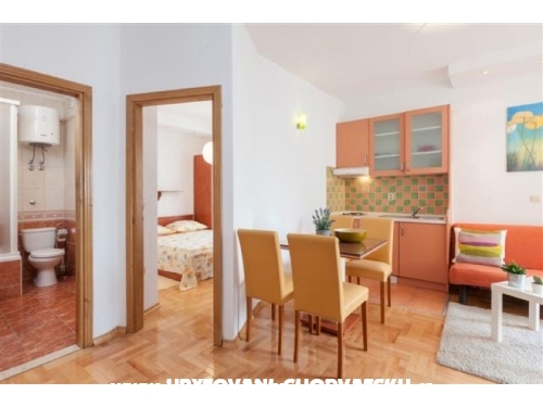 Apartmny Villa Spomenka - Podgora Chorvtsko