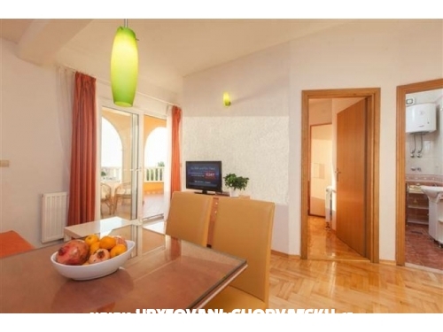 Apartmny Villa Spomenka - Podgora Chorvtsko