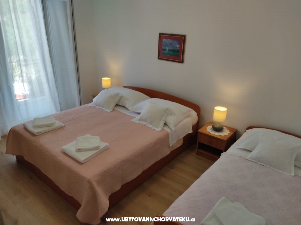 Apartmaji Zubac - Podgora Hrvaka