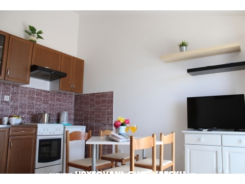 Apartmny Slaven - Podgora Chorvtsko