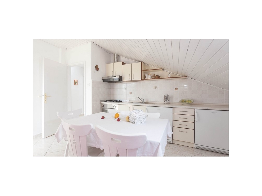 App Lili - Podgora Croatia