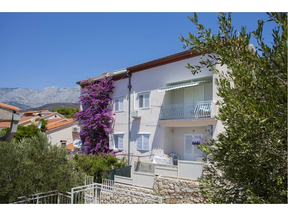 App Lili - Podgora Croatia
