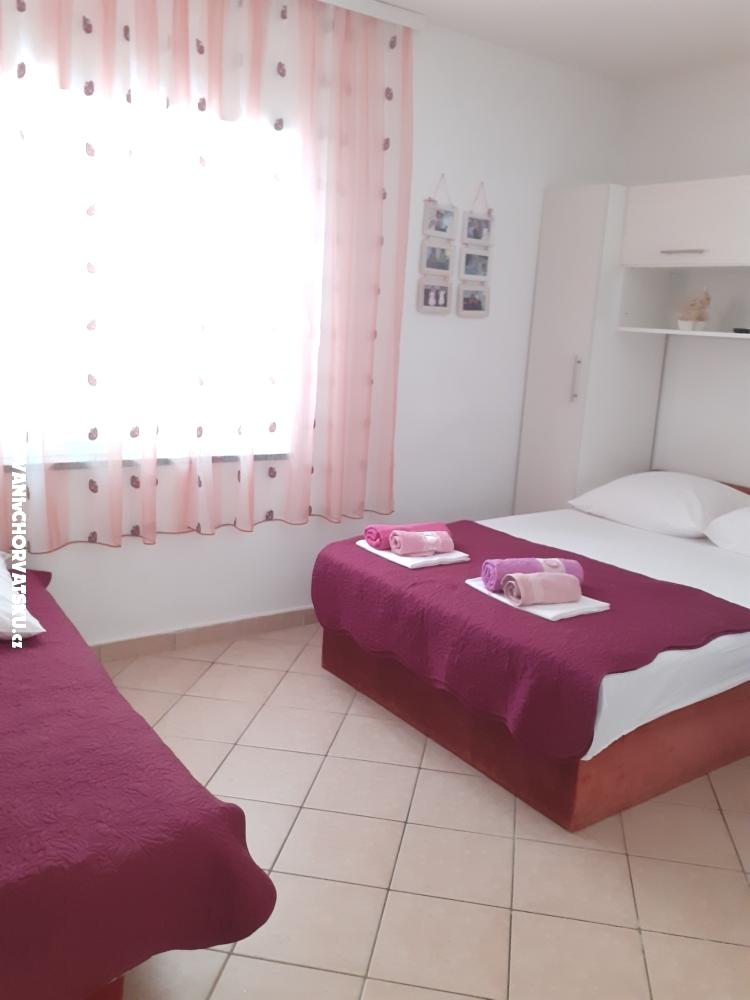 App Lili - Podgora Croatia