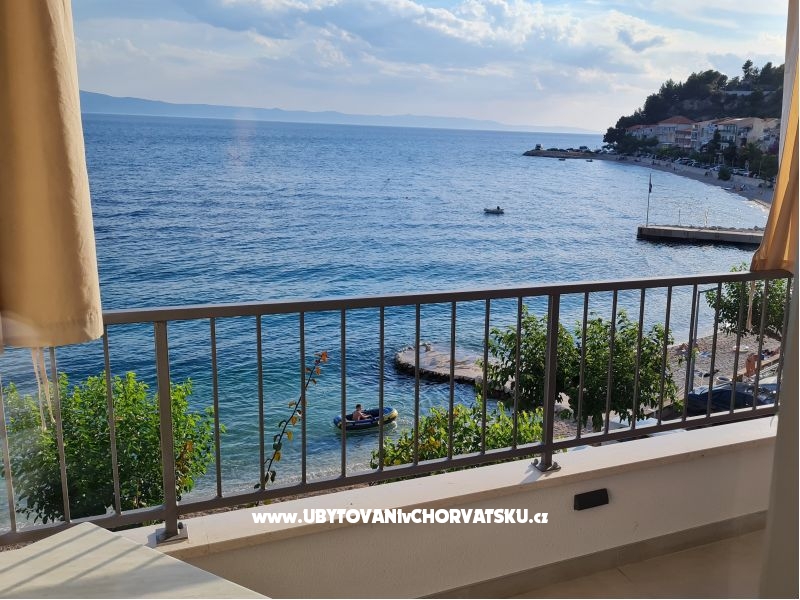 Beachfront Apartmány Sinajko