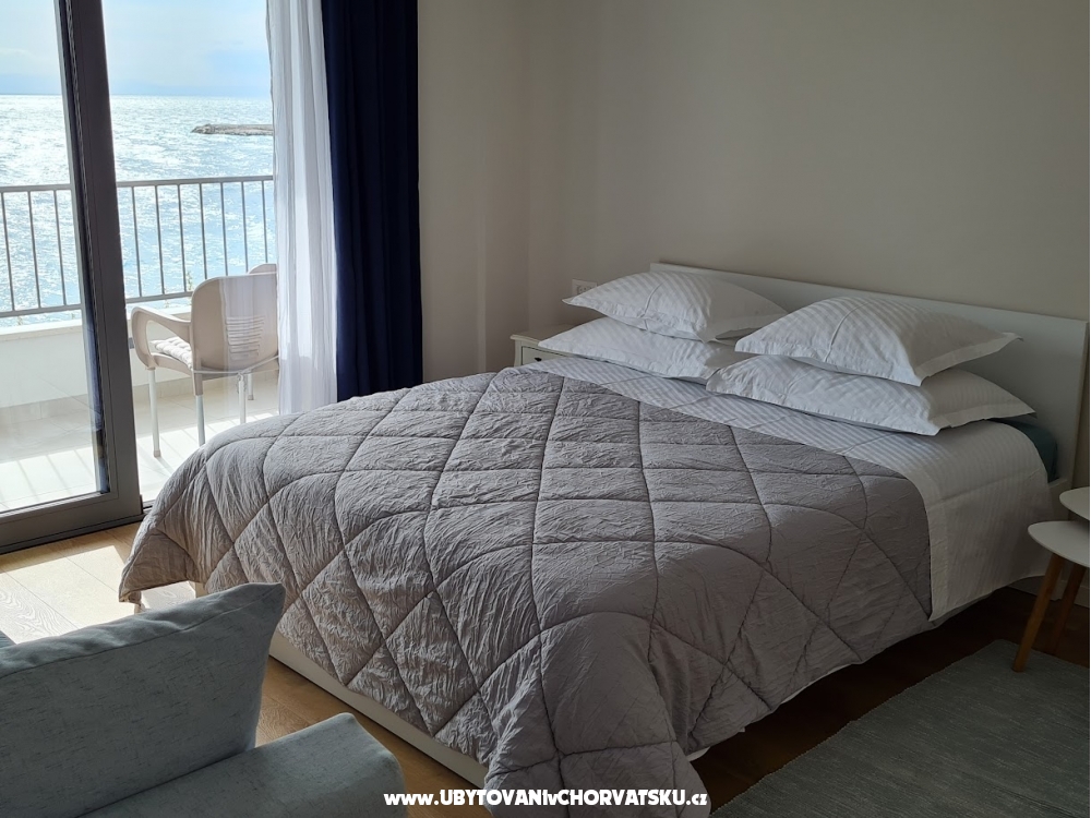 Beachfront Apartmaji Sinajko - Podgora Hrvaka