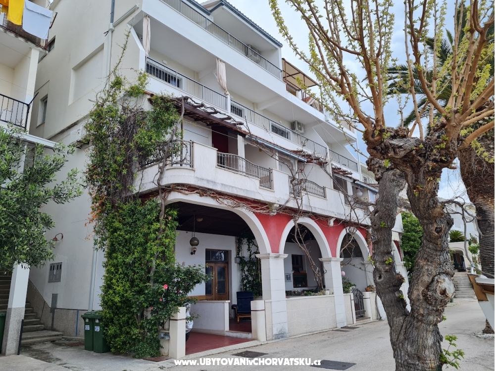 Beachfront Apartmaji Sinajko - Podgora Hrvaka