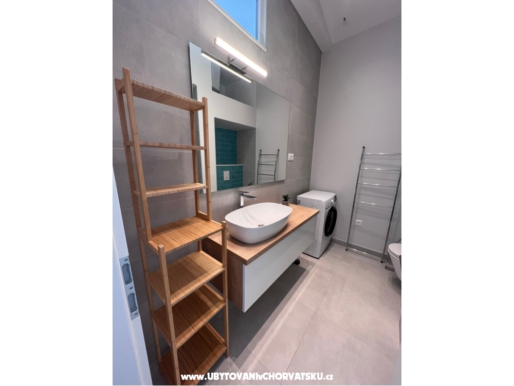 Beachfront Apartmaji Sinajko - Podgora Hrvaka