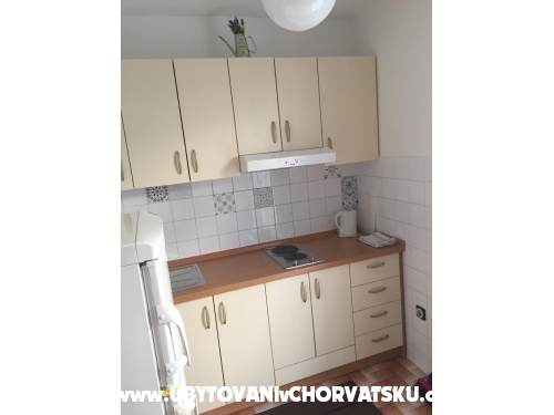 Milena Apartmn - Podgora Chorvtsko