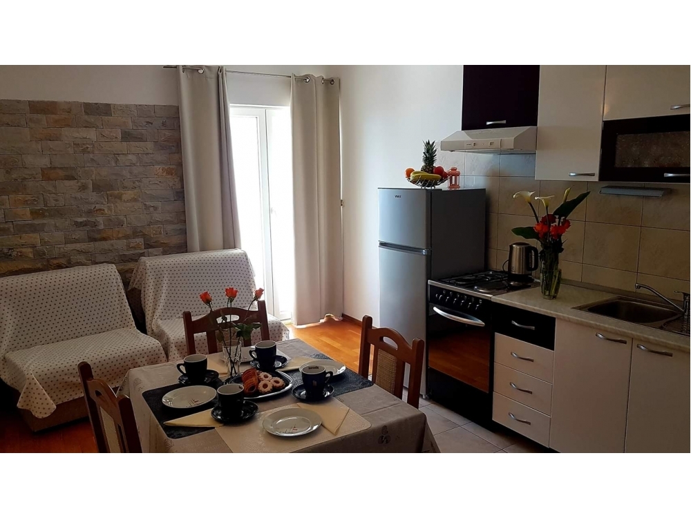 Apartmny Dinko - Podstrana Chorvtsko