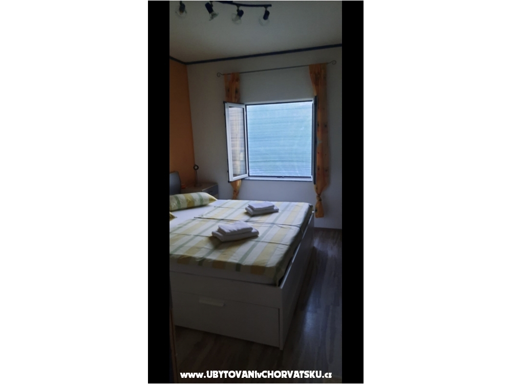 Apartmny Guic - Podstrana Chorvtsko
