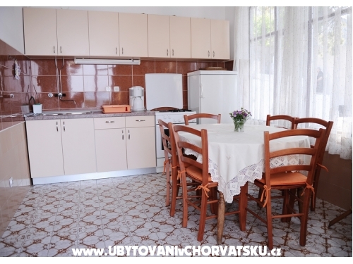 Apartamenty i sobe Ksenija - Podstrana Chorwacja
