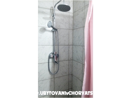 Apartmny i sobe Ksenija - Podstrana Chorvtsko