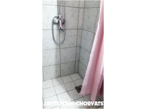 Apartmny i sobe Ksenija - Podstrana Chorvtsko