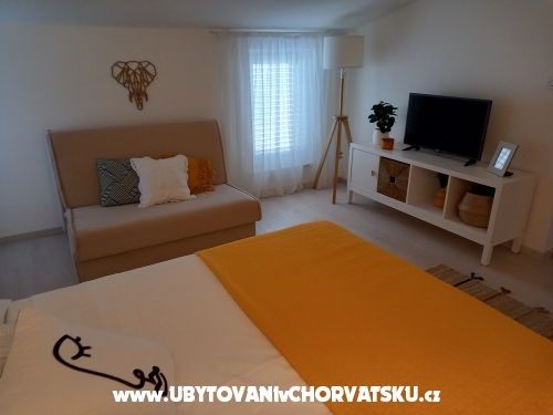 Apartments Ada - Podstrana Croatia
