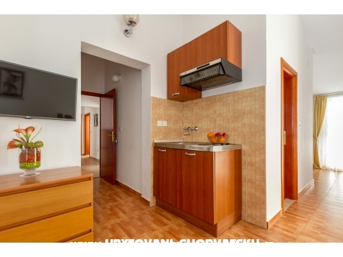 Appartementen Ada - Podstrana Kroatië