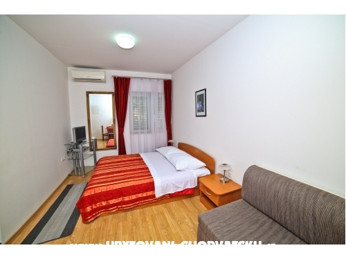 Apartments Božiković - Podstrana Croatia