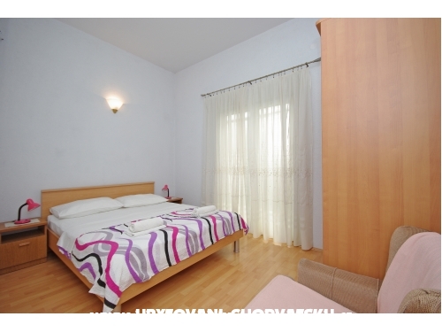 Apartmaji Orange Hiša - Podstrana Hrvaška