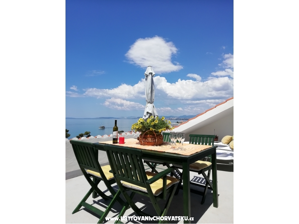 G- attic apartman - Podstrana Horvtorszg